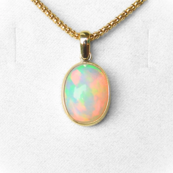 Wisior złoty z masywnym opalem etiopskim 5.44 ct 